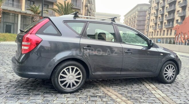 Kia Ceed 2008, 230,000 km - 1.6 л - Bakı