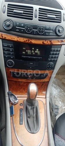 Mercedes E 240 2002, 267,999 km - 2.4 l - Qəbələ