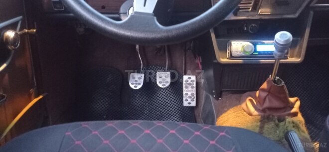 LADA (VAZ) 2106 1975, 300,000 km - 1.3 l - Şirvan