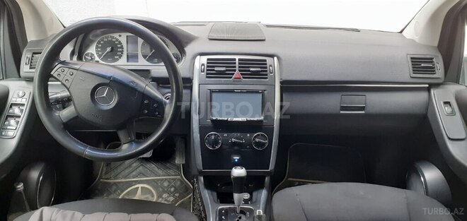 Mercedes A 170 2008, 180,000 km - 1.7 л - Bakı