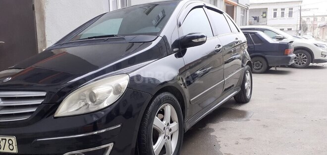 Mercedes A 170 2008, 180,000 km - 1.7 л - Bakı