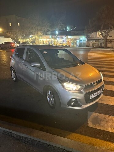 Chevrolet Spark 2016, 65,700 km - 1.0 л - Bakı