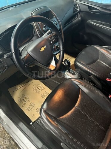 Chevrolet Spark 2016, 65,700 km - 1.0 л - Bakı