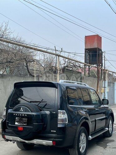 Mitsubishi Pajero 2008, 248,000 km - 3.0 l - Bakı
