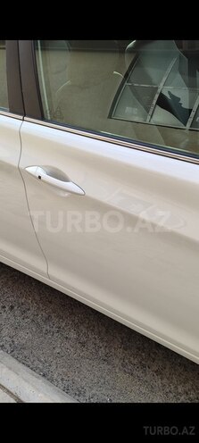 Hyundai Elantra 2015, 77,500 km - 1.8 л - Bakı