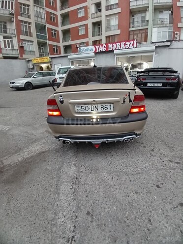 Opel Vectra 1996, 160,000 km - 1.8 л - Bakı