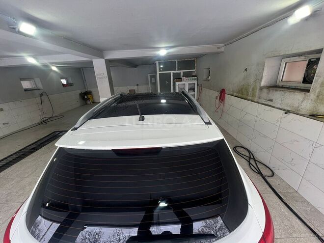 Hyundai ix35 2010, 265,000 km - 2.0 л - Qusar