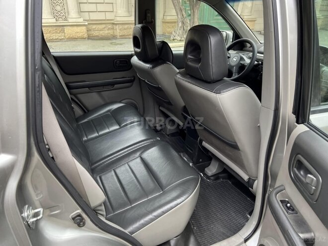 Nissan X-Trail 2003, 211,000 km - 2.0 l - Bakı