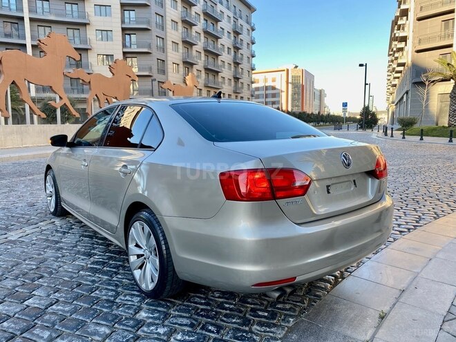 Volkswagen Jetta 2014, 254,000 km - 1.8 l - Bakı