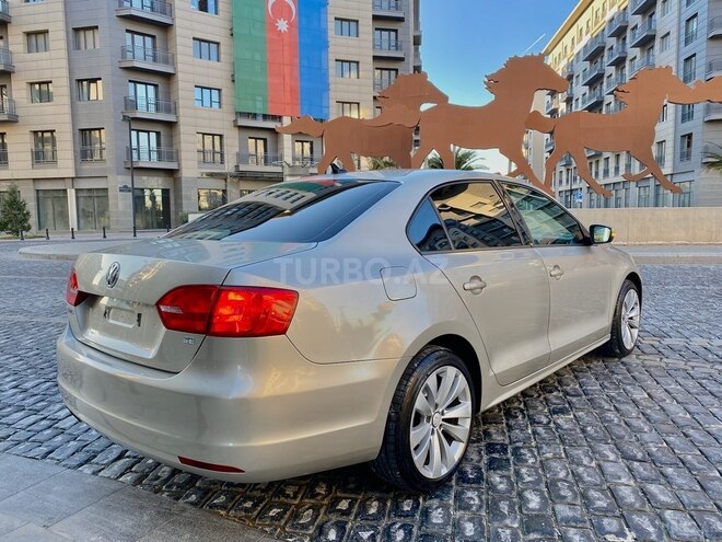 Volkswagen Jetta 2014, 254,000 km - 1.8 l - Bakı