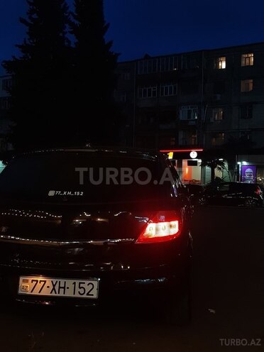 Opel Astra 2005, 245,000 km - 2.0 l - Bakı