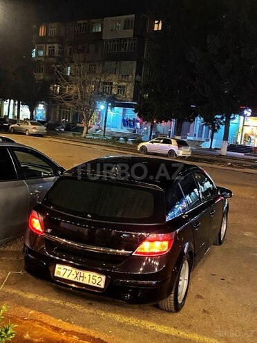 Opel Astra 2005, 245,000 km - 2.0 l - Bakı
