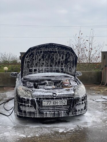 Opel Astra 2005, 245,000 km - 2.0 l - Bakı