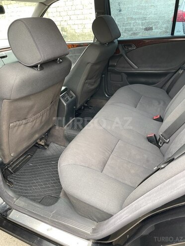Mercedes E 270 2001, 485,624 km - 2.7 l - Bakı