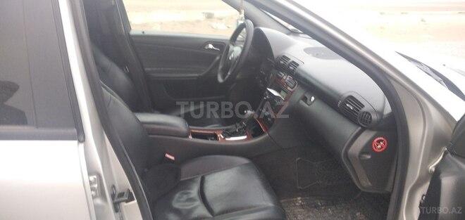 Mercedes C 200 2000, 211,000 km - 2.0 л - Sumqayıt