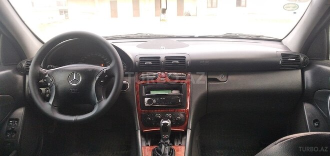 Mercedes C 200 2000, 211,000 km - 2.0 л - Sumqayıt