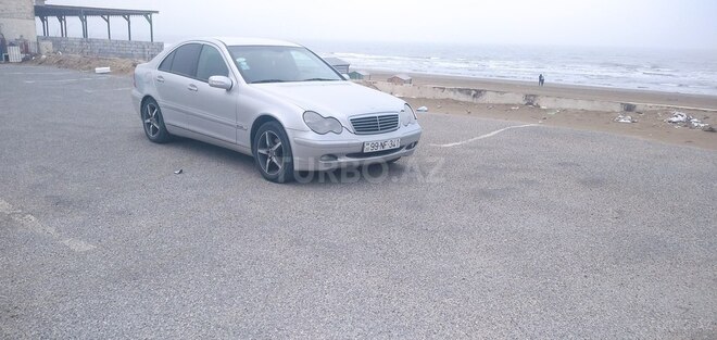 Mercedes C 200 2000, 211,000 km - 2.0 л - Sumqayıt