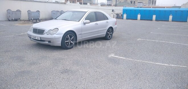 Mercedes C 200 2000, 211,000 km - 2.0 л - Sumqayıt