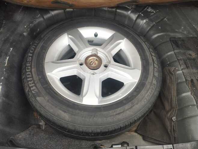 Nissan Sunny 2006, 260,400 km - 1.6 l - Bakı