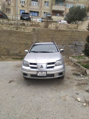 Mitsubishi Airtrek 2003, 243,000 km - 2.4 л - Bakı