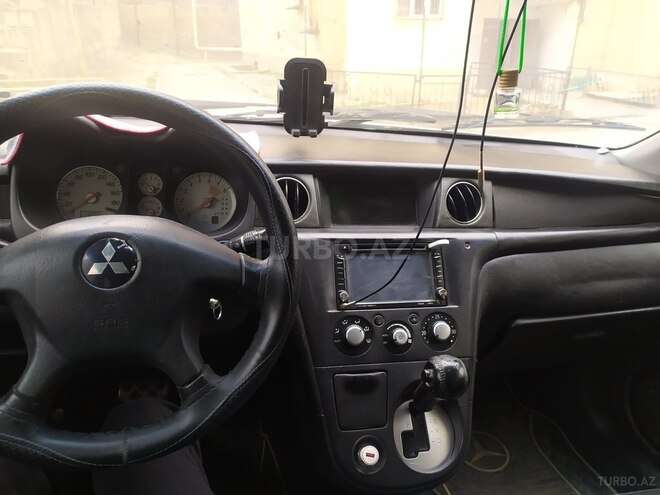 Mitsubishi Airtrek 2003, 243,000 km - 2.4 л - Bakı