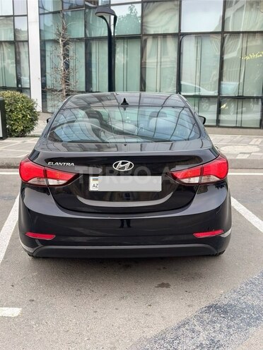 Hyundai Elantra 2015, 165,762 km - 1.8 л - Bakı