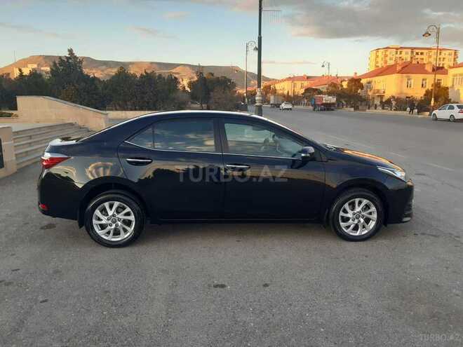 Toyota Corolla 2018, 93,100 km - 1.6 л - Bakı