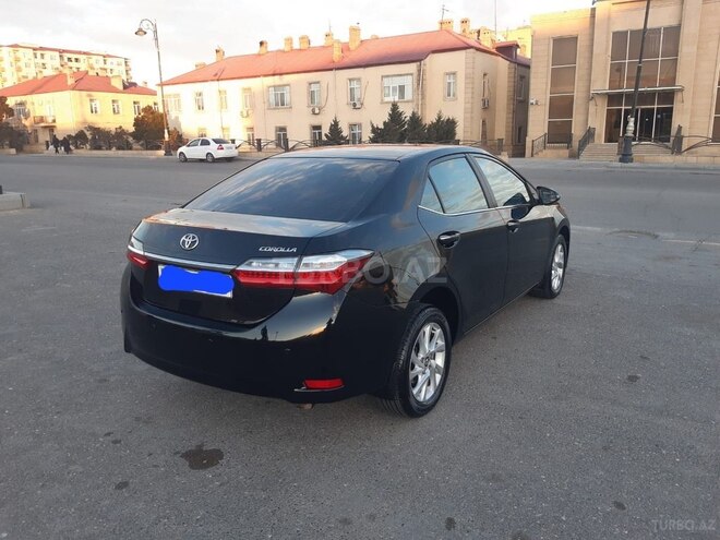 Toyota Corolla 2018, 93,100 km - 1.6 л - Bakı