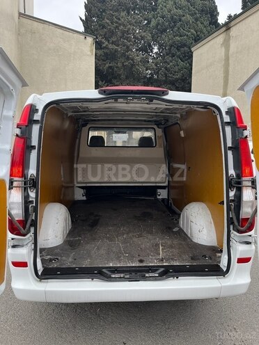 Mercedes Vito 111 2010, 274,476 km - 2.2 l - Bakı