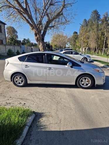Toyota Prius 2010, 235,000 km - 1.8 l - Bakı