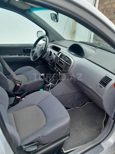 Hyundai Matrix 2006, 300,000 km - 1.5 l - Bakı