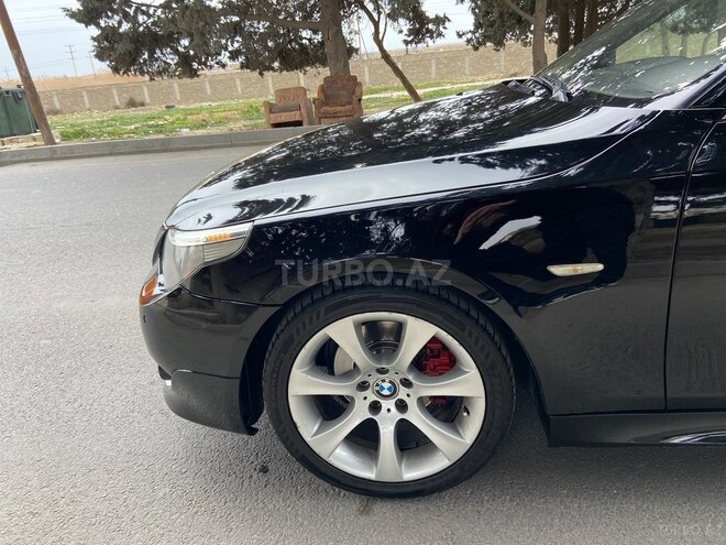 BMW 525 2007, 300,000 km - 2.5 л - Bakı