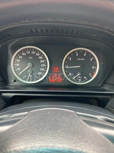 BMW 525 2007, 300,000 km - 2.5 л - Bakı