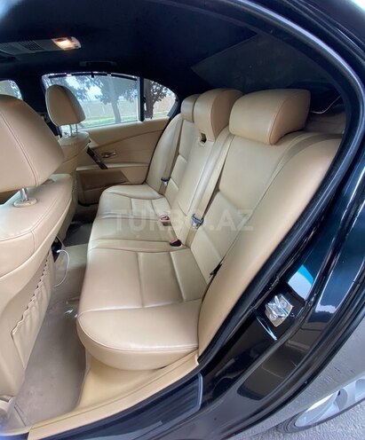 BMW 525 2007, 300,000 km - 2.5 л - Bakı
