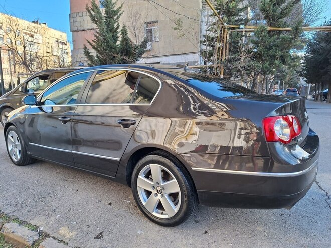 Volkswagen Passat 2006, 377,000 km - 2.0 l - Bakı