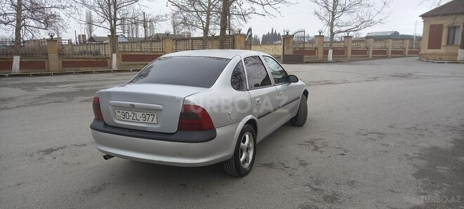 Opel Vectra 1997, 350,000 km - 2.0 l - Xaçmaz
