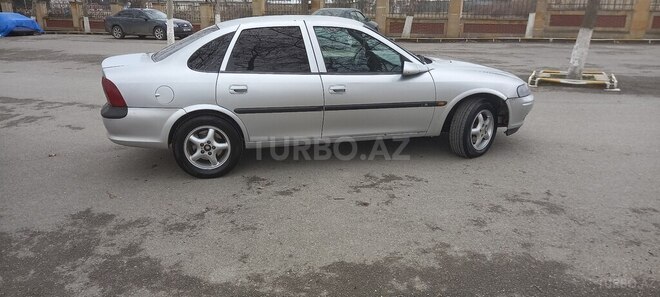 Opel Vectra 1997, 350,000 km - 2.0 l - Xaçmaz