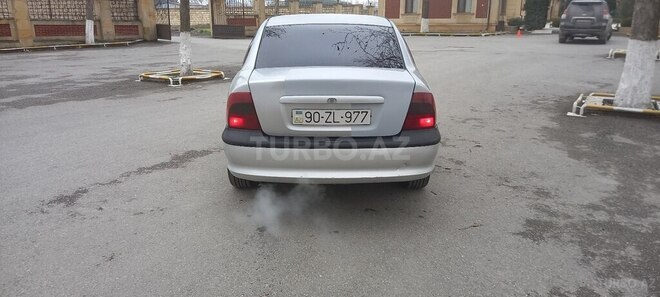 Opel Vectra 1997, 350,000 km - 2.0 l - Xaçmaz