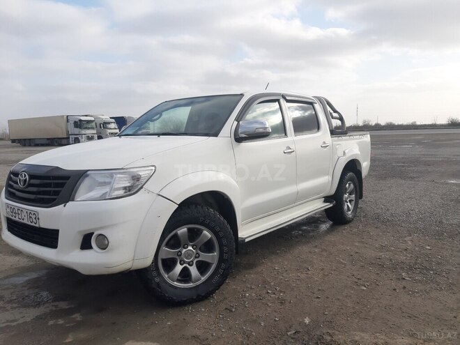 Toyota Hilux 2012, 275,000 km - 2.5 l - Bakı