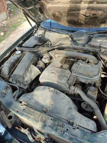 Mercedes E 240 1996, 436,400 km - 2.4 l - Bakı