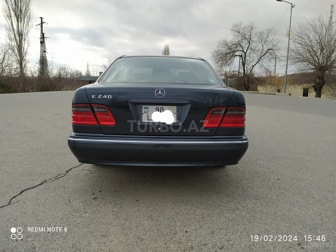 Mercedes E 240 2000, 265,904 km - 2.4 l - Göyçay