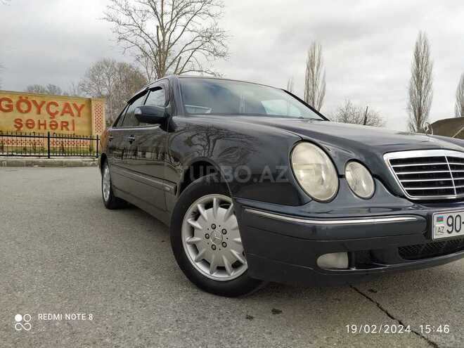 Mercedes E 240 2000, 265,904 km - 2.4 l - Göyçay