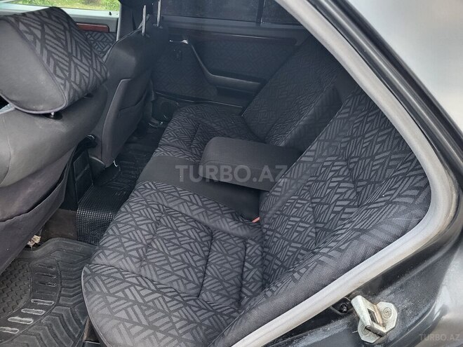 Mercedes C 250 1995, 312,588 km - 2.5 л - Bakı