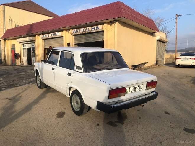 LADA (VAZ) 2107 2008, 184,000 km - 1.6 л - Şirvan
