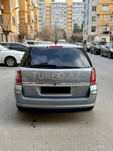 Opel Astra 2006, 230,000 km - 1.4 l - Bakı