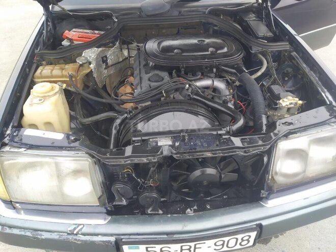 Mercedes E 200 1990, 500,000 km - 2.0 l - Bakı