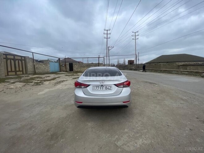 Hyundai Elantra 2015, 270,000 km - 1.6 l - Bakı