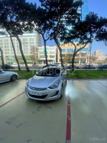 Hyundai Elantra 2015, 270,000 km - 1.6 l - Bakı