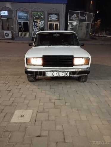 LADA (VAZ) 2107 2001, 79,096 km - 1.6 l - Salyan