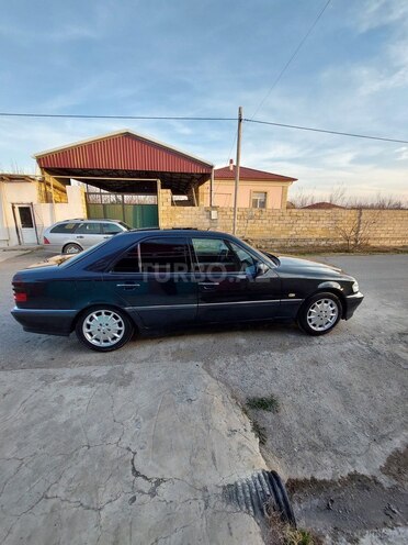 Mercedes C 240 1998, 217,870 km - 2.4 l - İmişli
